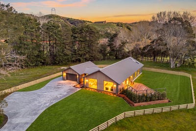 /international/nz/405a-paekakariki-hill-road-pauatahanui-wellington-380119963175/