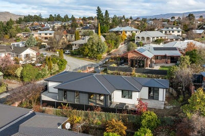 /international/nz/2c-craig-place-alexandra-central-otago-lakes-district-380119876929/
