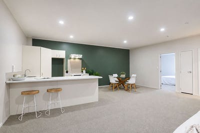/international/nz/15-166-waihi-road-judea-bay-of-plenty-380119833391/