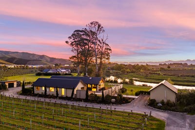 /international/nz/21a-hardings-road-riverlands-marlborough-380120025021/