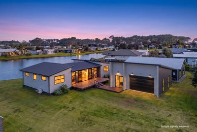 /international/nz/113-karo-drive-matarangi-coromandel-380119942275/