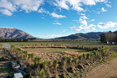 /international/nz/16-soper-street-lumsden-surrounds-southland-380119880450/