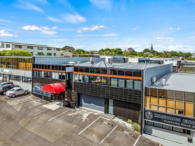 /international/nz/101-111-diana-drive-wairau-valley-auckland-380119819136/