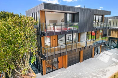 /international/nz/6a-princes-street-pukekohe-auckland-380119849065/