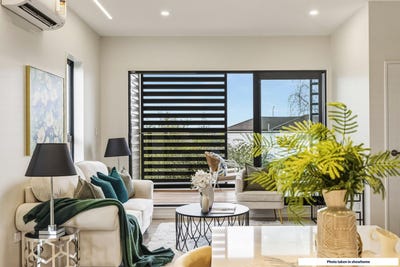 /international/nz/2-16-woodford-avenue-henderson-auckland-380119938785/