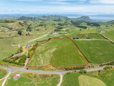 /international/nz/53-whakaroa-road-kinloch-central-north-island-380119825522/