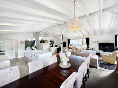/international/nz/8-87-oban-street-glenorchy-central-otago-lakes-district-380119872068/