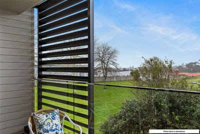 /international/nz/4-16-woodford-avenue-henderson-auckland-380119940752/