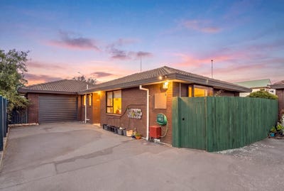 /international/nz/4b-coppell-place-hoon-hay-canterbury-380119827649/