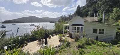 /international/nz/140-kaiaraara-bay-road-great-barrier-island-auckland-380119838594/