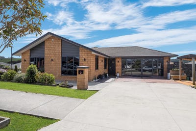 /international/nz/2-harry-richards-way-pokeno-auckland-380120077428/