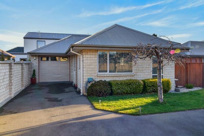 /international/nz/61a-frankleigh-street-somerfield-canterbury-380119820805/