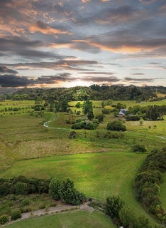 /international/nz/4-awatiro-drive-kaukapakapa-auckland-380119863705/