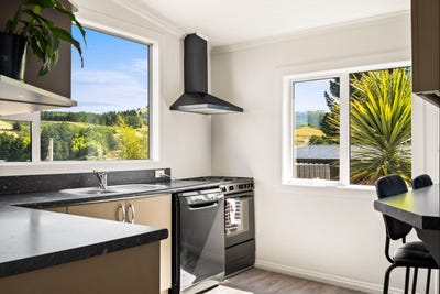 /international/nz/4-short-street-burnside-canterbury-380119847988/