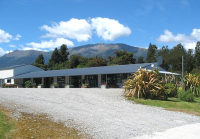 /international/nz/7-tahutahi-road-haast-west-coast-380119818285/