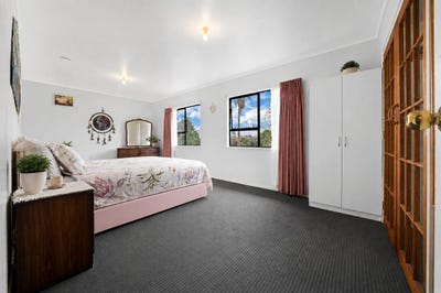 /international/nz/2310-hunua-road-hunua-auckland-380119873689/