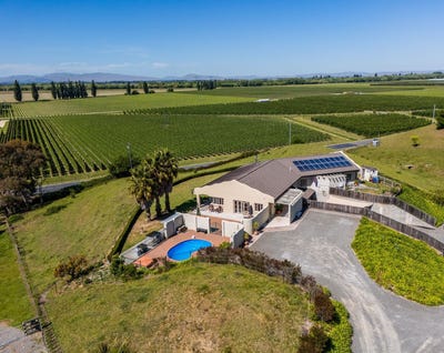 /international/nz/15c-omarunui-road-taradale-hawkes-bay-380119884825/