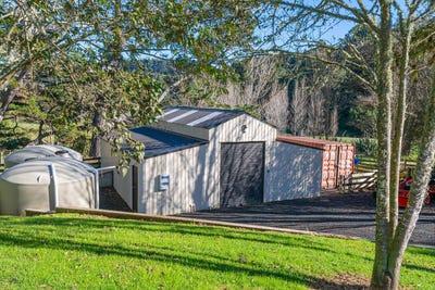 /international/nz/1115b-ahuroa-road-puhoi-auckland-380119834009/