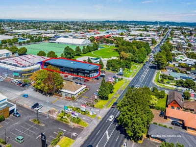/international/nz/unit-b-199-lincoln-road-henderson-auckland-380119833864/