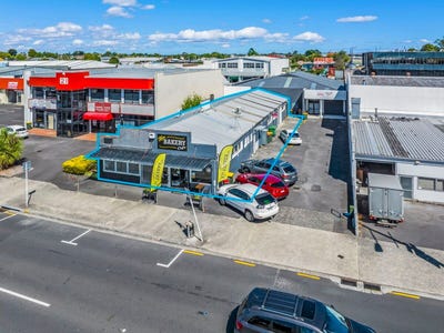 /international/nz/19a-east-street-papakura-auckland-380119815011/