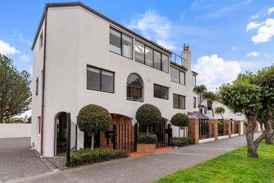 /international/nz/1-sage-road-kohimarama-auckland-380120025925/