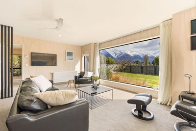/international/nz/50-coll-street-glenorchy-central-otago-lakes-district-380120024930/