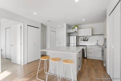 /international/nz/206-19-bute-road-browns-bay-auckland-380119843469/