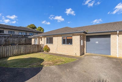 /international/nz/61b-sabulite-road-kelston-auckland-380119939179/