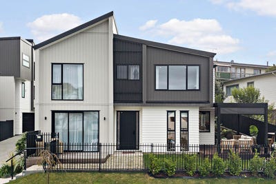 /international/nz/1-1-montana-avenue-murrays-bay-auckland-380119839652/