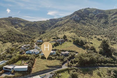 /international/nz/11-hyllton-heights-lyttelton-canterbury-380119820753/