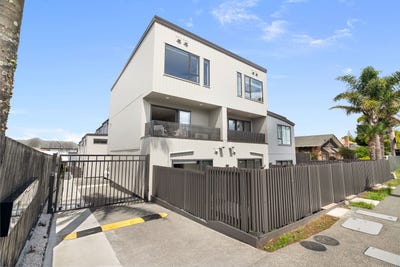 /international/nz/289-mount-albert-road-sandringham-auckland-380119877159/