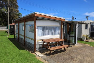 /international/nz/a16-473-thames-coast-road-te-puru-coromandel-380119811071/