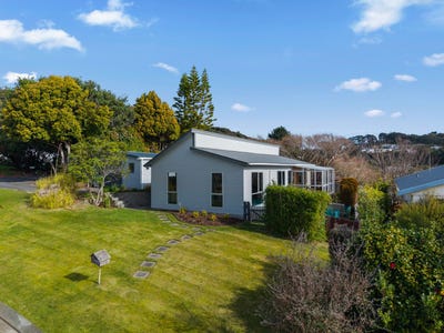 /international/nz/8-hicks-close-whitby-wellington-380119875109/