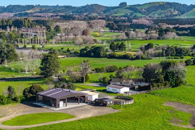/international/nz/1-tourist-road-clevedon-auckland-380119854291/