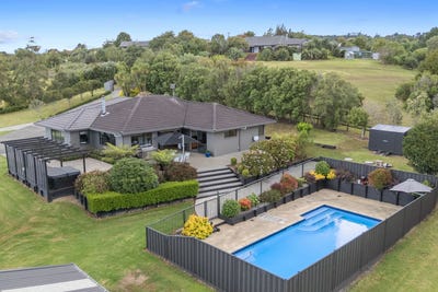 /international/nz/71-kaipara-road-ardmore-auckland-380119861401/