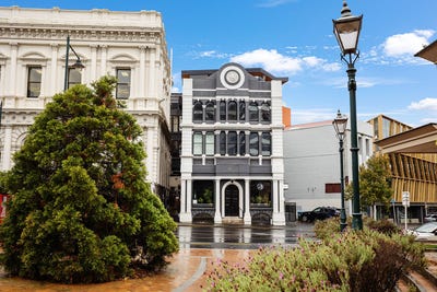 /international/nz/1-queens-gardens-dunedin-central-otago-380119828192/