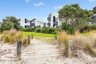 /international/nz/15-boathouse-bay-lane-snells-beach-auckland-380119806612/