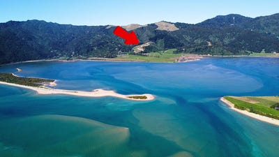 /international/nz/0-mcshane-road-takaka-nelson-bays-380119865806/