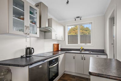 /international/nz/5-7a-newcastle-street-clyde-central-otago-lakes-district-380119852860/
