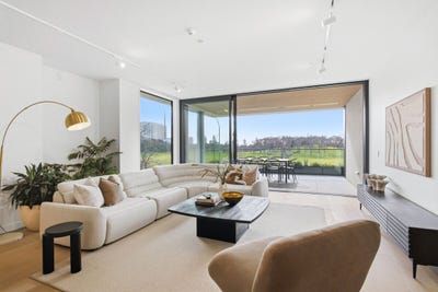 /international/nz/81-carlton-gore-road-newmarket-auckland-380119834494/