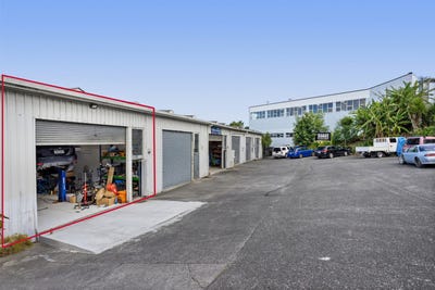 /international/nz/35-39-view-road-wairau-valley-auckland-380119815729/