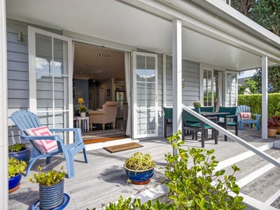 /international/nz/12-16-chapel-street-russell-northland-380119861944/