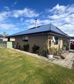 /international/nz/35-chester-street-hampden-otago-380120025813/