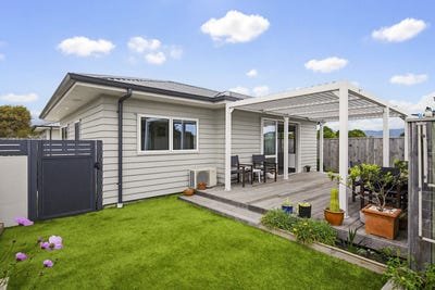 /international/nz/17-waerenga-road-otaki-wellington-380119858106/