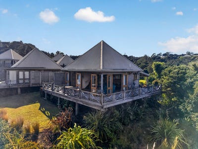/international/nz/9-te-maiki-rise-russell-northland-380119880650/