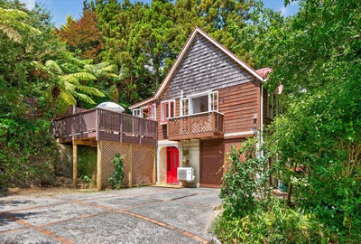 /international/nz/9a-glen-road-stokes-valley-wellington-380119865688/
