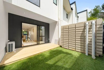 /international/nz/10b-keate-place-mount-wellington-auckland-380119843607/