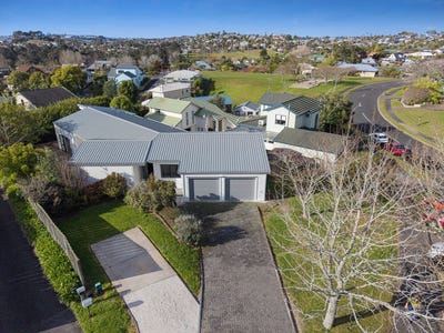 /international/nz/13-bronzewing-terrace-unsworth-heights-auckland-380119876138/