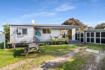 /international/nz/145b-lorraine-place-whangamata-coromandel-380120025597/
