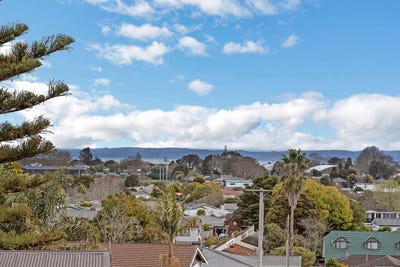 /international/nz/16-brouder-place-hillpark-auckland-380119939422/